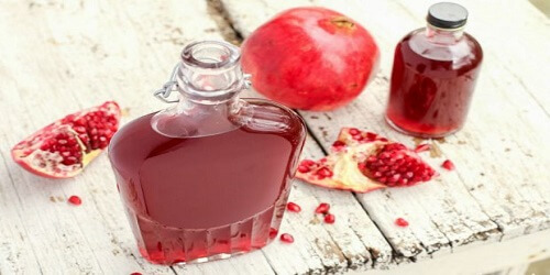 Plenty of benefits Homemade pomegranate vinegar recipe